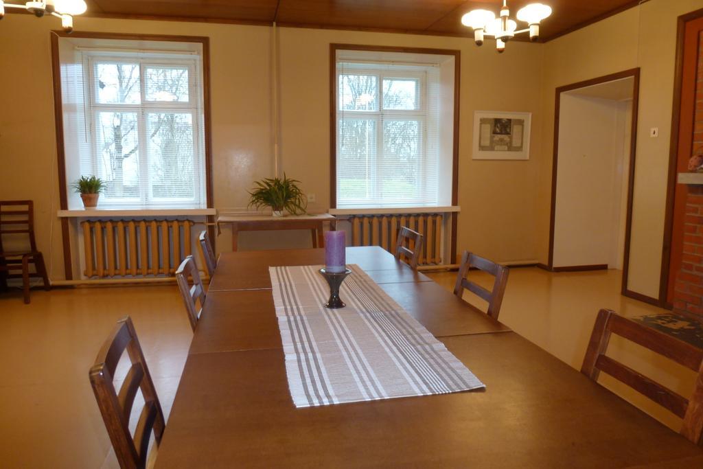 Kihelkonna Pastorate Guesthouse Kültér fotó