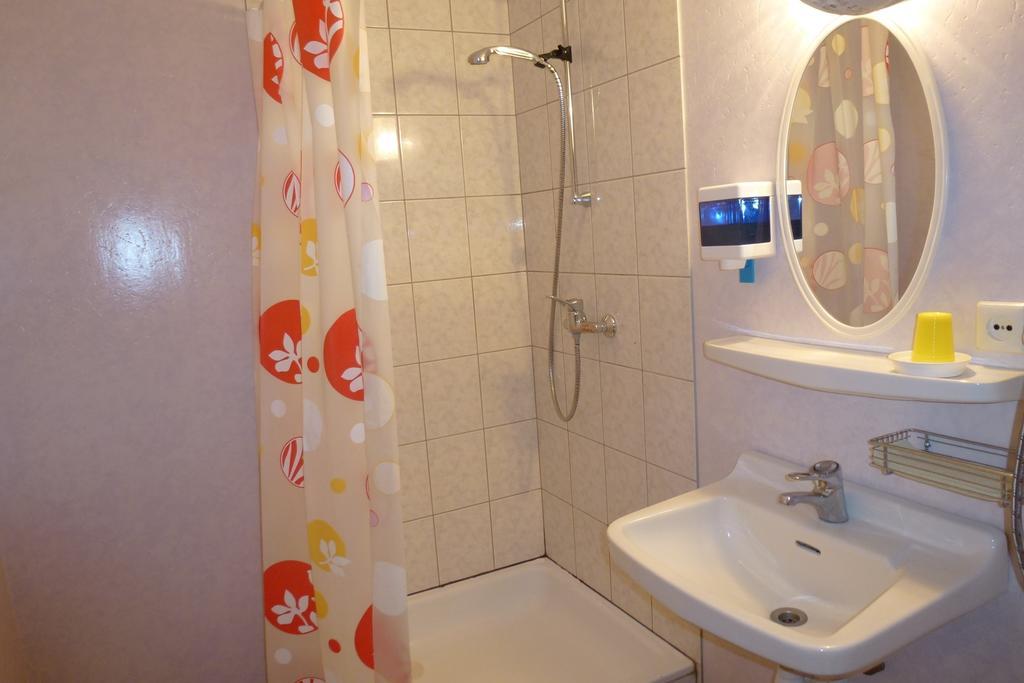Kihelkonna Pastorate Guesthouse Kültér fotó